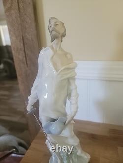 Nao by Lladro Don Quixote With Sword 11.5