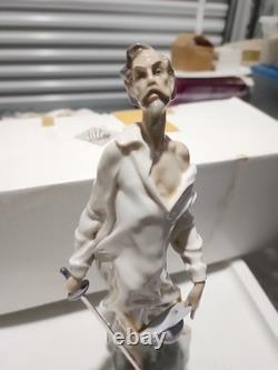 Nao by Lladro Don Quixote With Sword 11.5