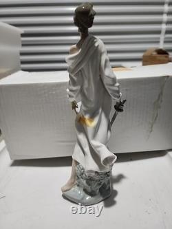 Nao by Lladro Don Quixote With Sword 11.5