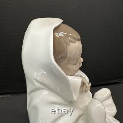 Nao by Lladro Figure Baby Wrapped in a Blanket All Bundled Up' 1340