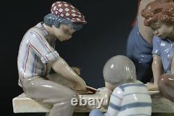 Nao by Lladro Figurine Boys Playing Cards 0679