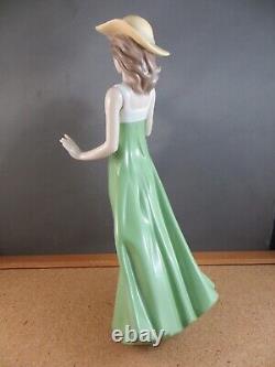 Nao by Lladro Gentle Breeze Figurine (Special Edition) Girl Green Single Flower