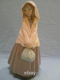 Nao by Lladro Girl on Her Travels Figurine, Retired, Rare