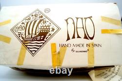 Nao by Lladro Girl with Bouquet Nina Con Ramo 348 IOB Excellent Condition