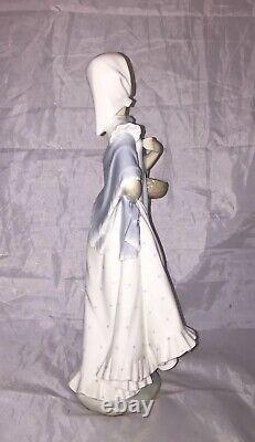 Nao by Lladro Girl with a Basket of Roses 13 1/4 Porcelain Figurine