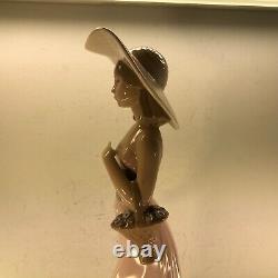 Nao by Lladro Lady in a Hat with Basket Porcelain 12.5 Figure Excellent Con
