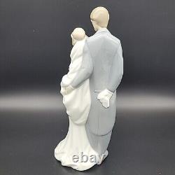 Nao by Lladró Love Always 1437 Bride Groom 8.75 Figurine Wedding