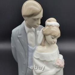 Nao by Lladró Love Always 1437 Bride Groom 8.75 Figurine Wedding