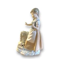 Nao by Lladro Peasant Girl Wall Water Fountain Broken Water Jug Porcelain Spain