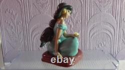Nao by Lladro Porcelain Figure Disney Collection, Jasmin from Aladdin Spain