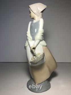 Nao by Lladro Porcelain Figurine Girl with Basket # 4834
