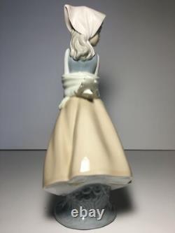 Nao by Lladro Porcelain Figurine Girl with Basket # 4834