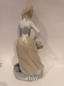 Nao by Lladro Porcelain Figurine Girl with Basket, Excellent Condition