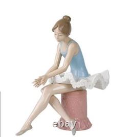 Nao by Lladro Sitting Ballet Dancer