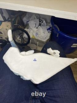 Nao by Lladro Spain 4563 Lovers Couple with Puppy & Parasol Umbrella, 19 1/2 &box