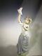 Nao by Lladro Spain GIRL WITH DOVE BIRD N0. 324 Porcelain Figurine