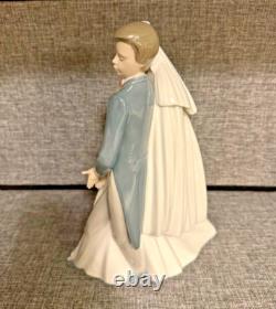 Nao by Lladro Unforgettable Dance 02001247