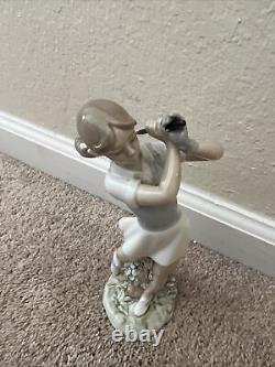 Nao by Lladró Women Golfer Figurine, Out of the Rough # 450 Porcelain