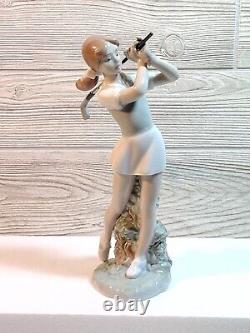 Nao by Lladró Women Golfer Figurine, Out of the rough # 450 Porcelain