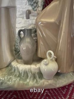 Nao by Lladro Women at the Water Well Large Heavy Fine Figural Group Perfect