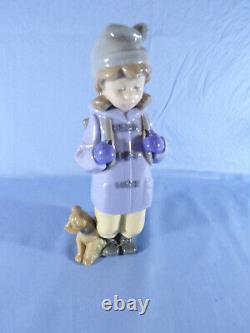Nao by Lladro girl with rucksack & dog 6250 figurine handmade in spain lladro