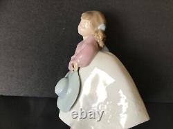 Nao by Lladro young lady with a hat. Original box. Free shIpping