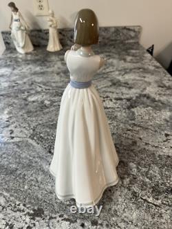 New Lladro Nao The Light of My Life 1413 Mother Holding Baby Daugher Son 15Tall