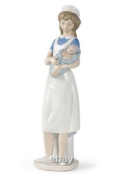 New Nao By Lladro Nurse #709 Brand New In Box Baby Professional Large Save$ F/sh
