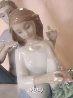 New Nao By Lladro The Perfect Couple #1670 Brand Nib Love Cute Save$$ F/sh