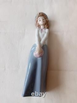 No Chips Lovely Condition Nao Figure Made In Spain