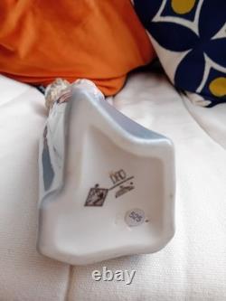 No Chips Lovely Condition Nao Figure Made In Spain