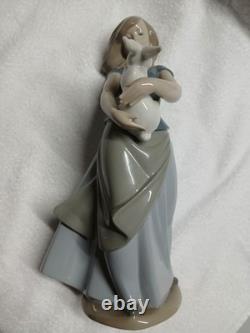 Original NAO by Lladró Porcelain Figurine Girl with Bunny / Country Girl with