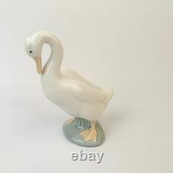 Pair Lladro Nao white duck figurines 1978 Daisa geese porcelain figures