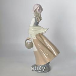 Porcelain Figurine Nao Lladro Peasant Girl with Egg Basket 25cm Porcelain Figurine