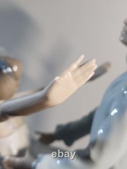 RARE 1983 NAO LLADRO DANCING on a CLOUD BALLET COUPLE FIGURINE #400 Broken Thumb
