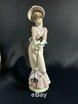 RARE HAND SIGNED BY LLADRO FAMILY, Lladro Collectors Society, Garden Song, 7618