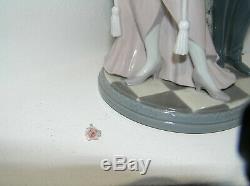 RARE LARGE LLADRO #1504 MILITARY GENTLEMAN AND LADY THE RECEPTION 34cm FIGURE