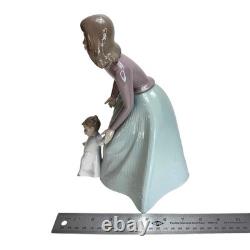 RARE LLADRO NAO FIRST STEPS SUS PRIMEROS PASOS SPAIN #01318 With ORIGINAL BOX