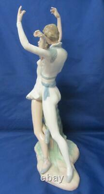 RARE Large Lladro Nao Figure Group Finale #424 Cipriano Vicente (Mint)