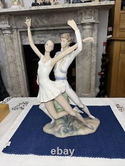 RARE Large Lladro Nao Figure Group Finale #424 Cipriano Vicente Used