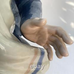 RARE Large Nao by Lladro Figurine Waiting For The Fisherman #699