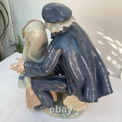 RARE Large Nao by Lladro Figurine Waiting For The Fisherman #699