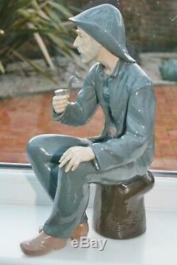 RARE Large Vintage Lladro NAO Fisherman With Pipe Figurine 15 tall Perfect