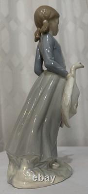 RARE NAO By Lladro Porcelain Girl With Goose, Made In Spain
