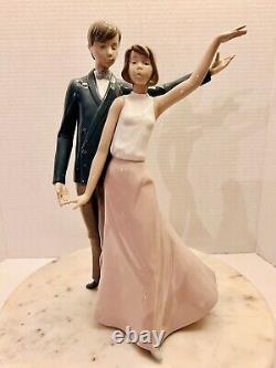 RETIRED Nao Lladro Porcelain Anniversary Couple Figurine #01211 With Box Rare