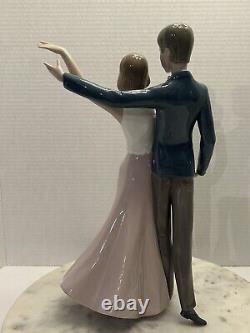 RETIRED Nao Lladro Porcelain Anniversary Couple Figurine #01211 With Box Rare