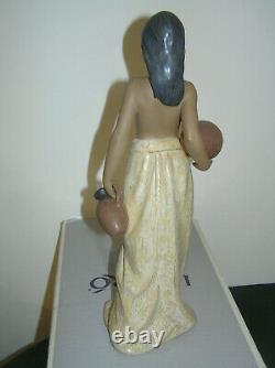 Rare Beautiful Lladro Porcelain 2323 Water Girl Lady Semi Naked Nude Figurine Bx