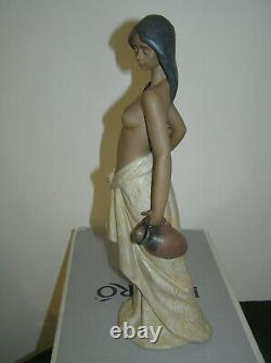 Rare Beautiful Lladro Porcelain 2323 Water Girl Lady Semi Naked Nude Figurine Bx