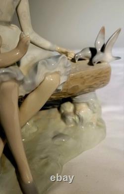 Rare Early NAO Lladro Sculpture Playing In The Park