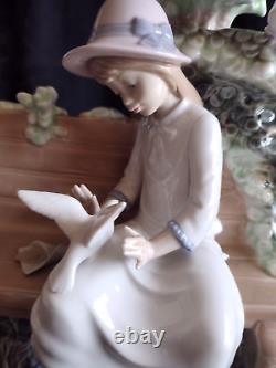 Rare Large Collectible Lladro Nao Spain Girl Feeding Dove On Bench Figurine 1983